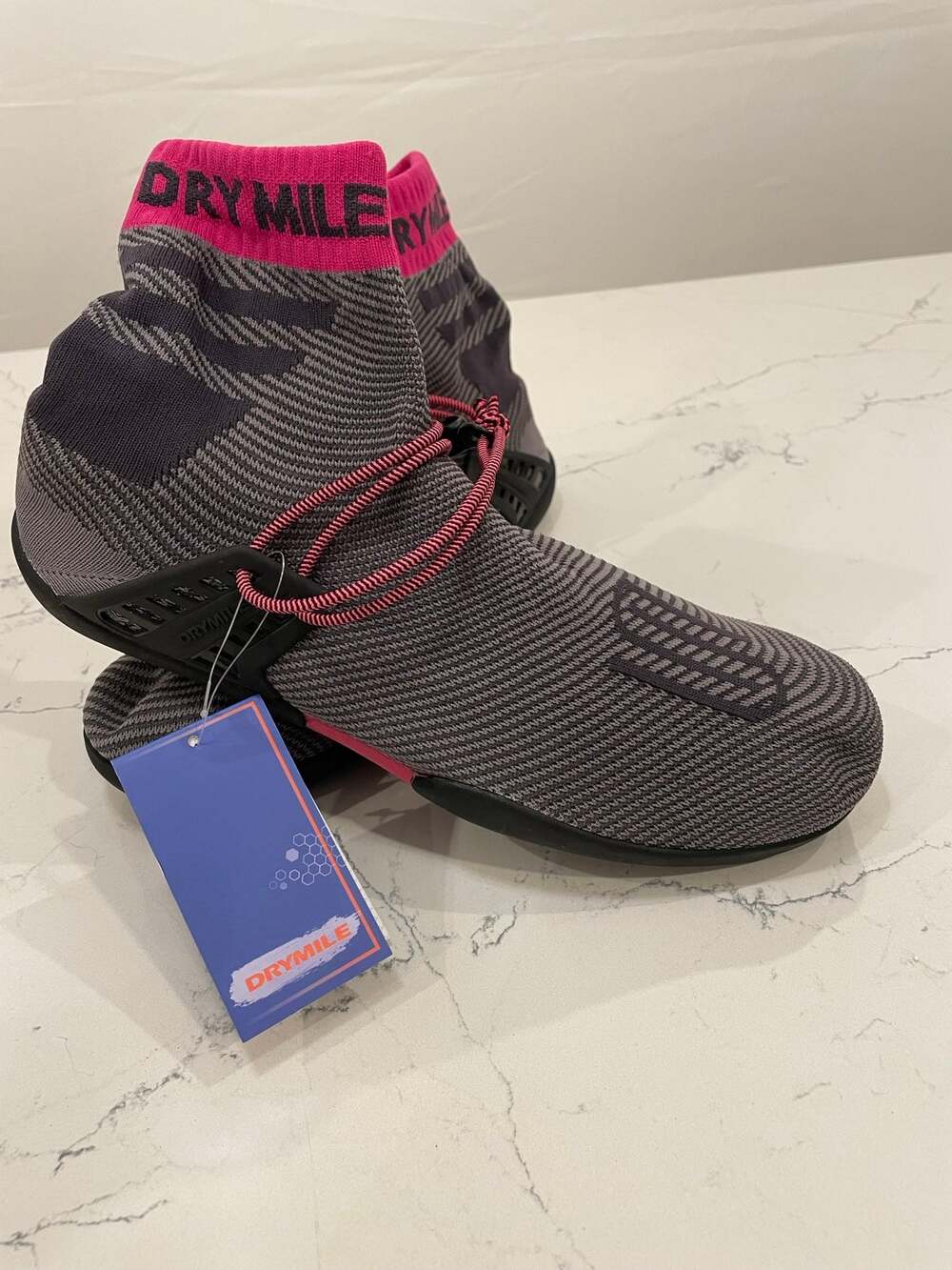 NWT Drymile Shoes- Sierra Pink size 9
